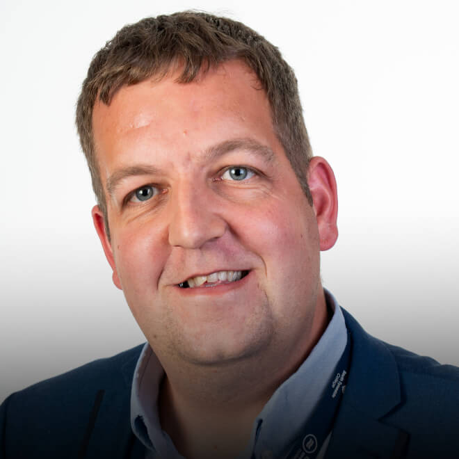 Photograph :: Executive Team :: Daniel Raw